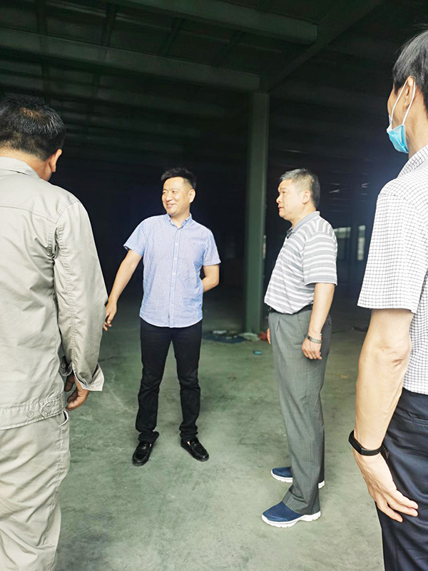 東寶區(qū)政協(xié)主席蔣叢貴到公司調研指導工作